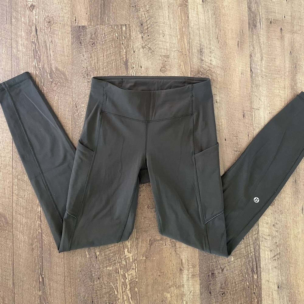 Dark green, Lululemon full length leggings. Size 4